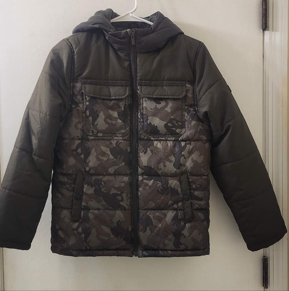 Camouflage Kid's Hooded Puffer Jacket, Size 10.